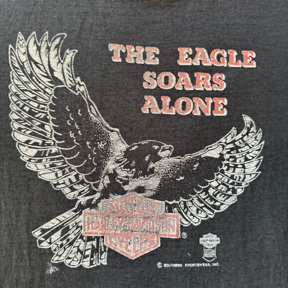 Vintage 80s Harley Davidson Eagle Soars Alone 3d Emblem Eagle GA Crest T-Shirt - Picture 3 of 7